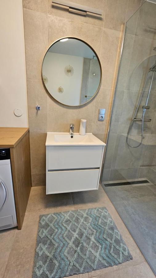 B&B Rooms Husavik 3 Bagian luar foto